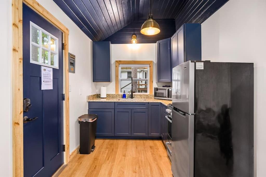 Arbutus Lake 3 Bedroom Cottage Traverse City Exterior foto