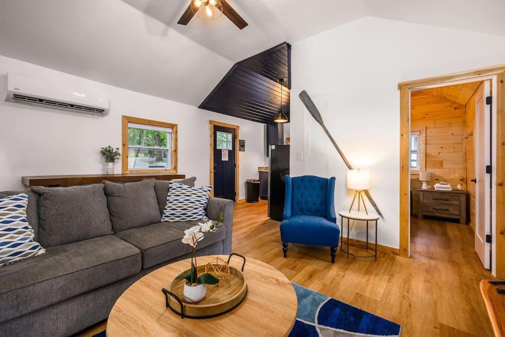 Arbutus Lake 3 Bedroom Cottage Traverse City Exterior foto