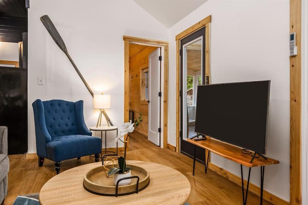 Arbutus Lake 3 Bedroom Cottage Traverse City Exterior foto